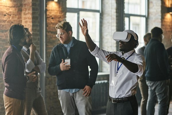 Accessoiriser son smartphone pliable: les essentiels